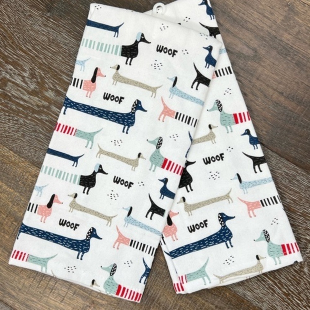 Colordrift - ‘Barking Dachshunds’ dis towels (2). NWT *Last One! Firm!